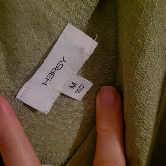 Green dress - Picture 2 of 2